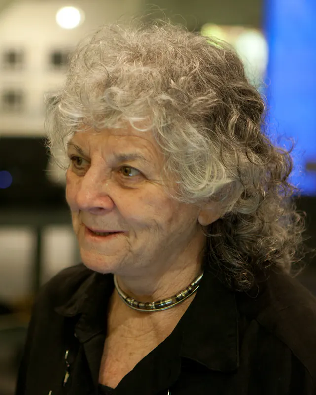 Portrait of Ada Yonath