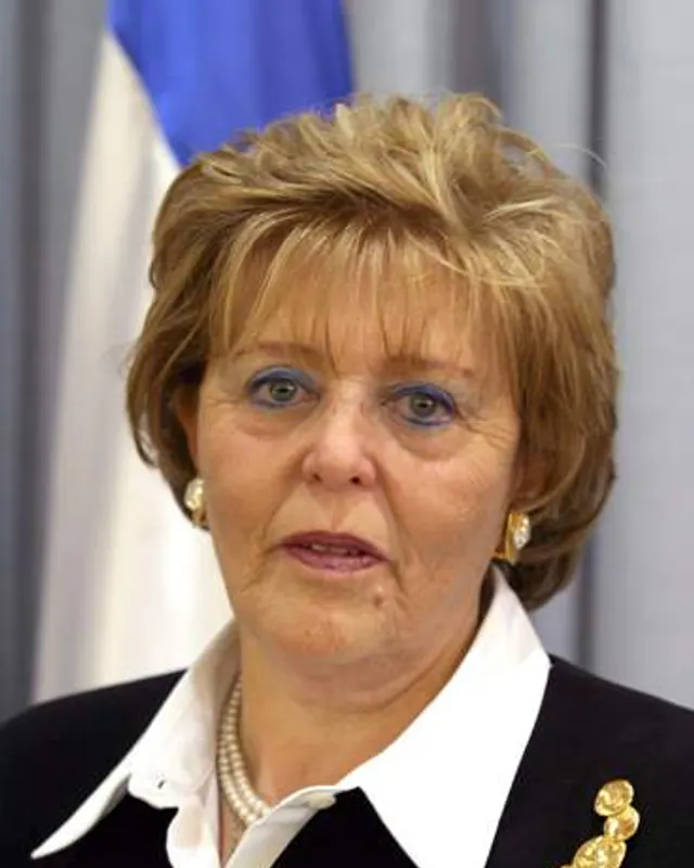 Portrait of Edna Arbel