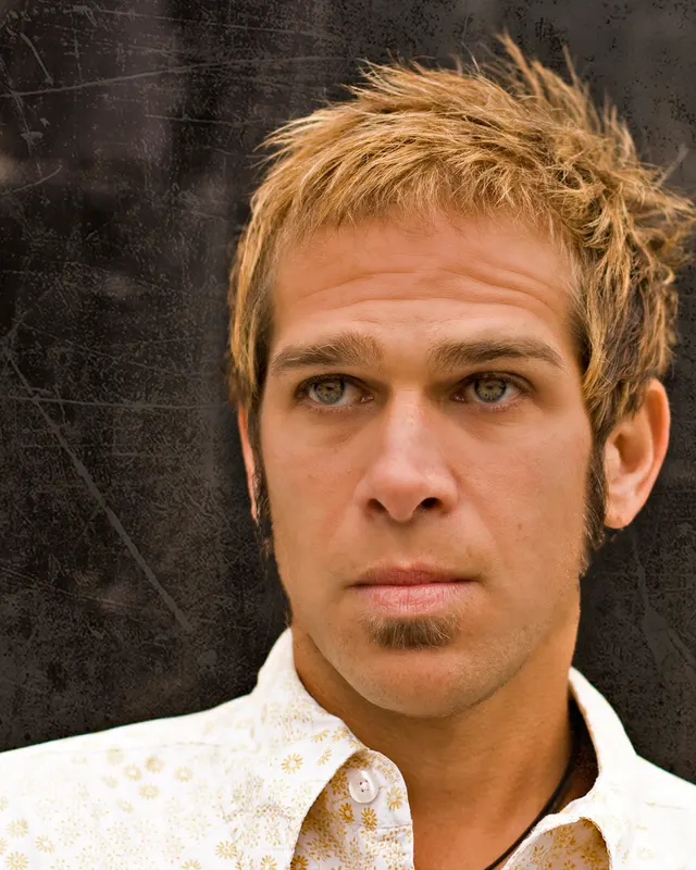 Portrait of Jonathan Tiersten